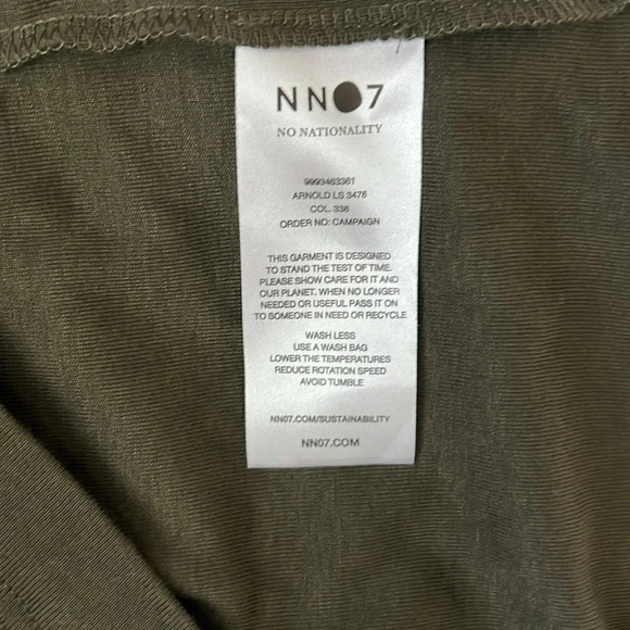 NWT NNO7 No Nationality Long Sleeve T-Shirt Army Green Crew Neck Size Medium - Picture 10 of 11